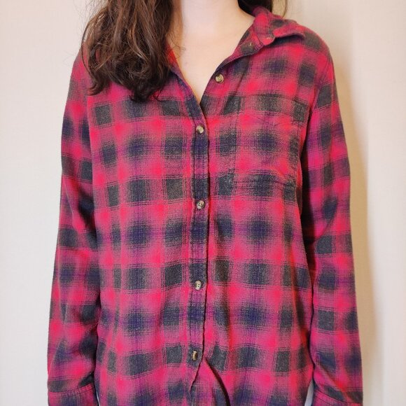American Eagle Outfitters Soft Boyfriend Fit Flannel Shirt Medium - Picture 1 of 7